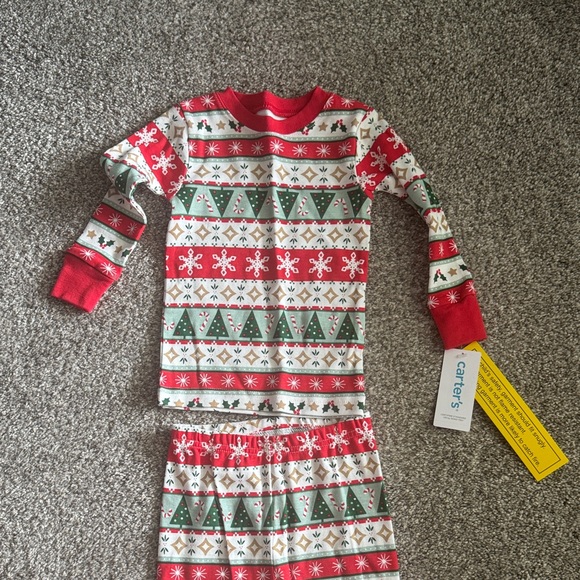 Carter's Holiday Red and Green Pajama Set - Picture 3 of 4